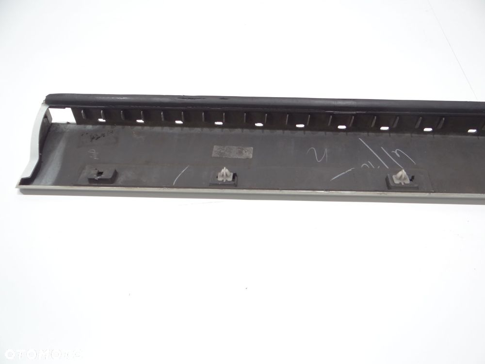 LISTWA DRZWI PRAWY PRZÓD BMW X3 F25 M PAKIET 8050448 300/0 - 10