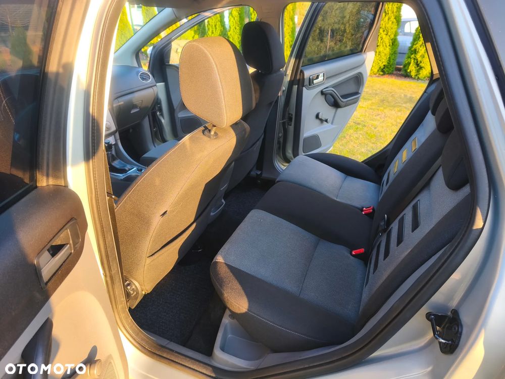 Ford Focus 1.6 Ti-VCT FX Gold / Gold X - 21