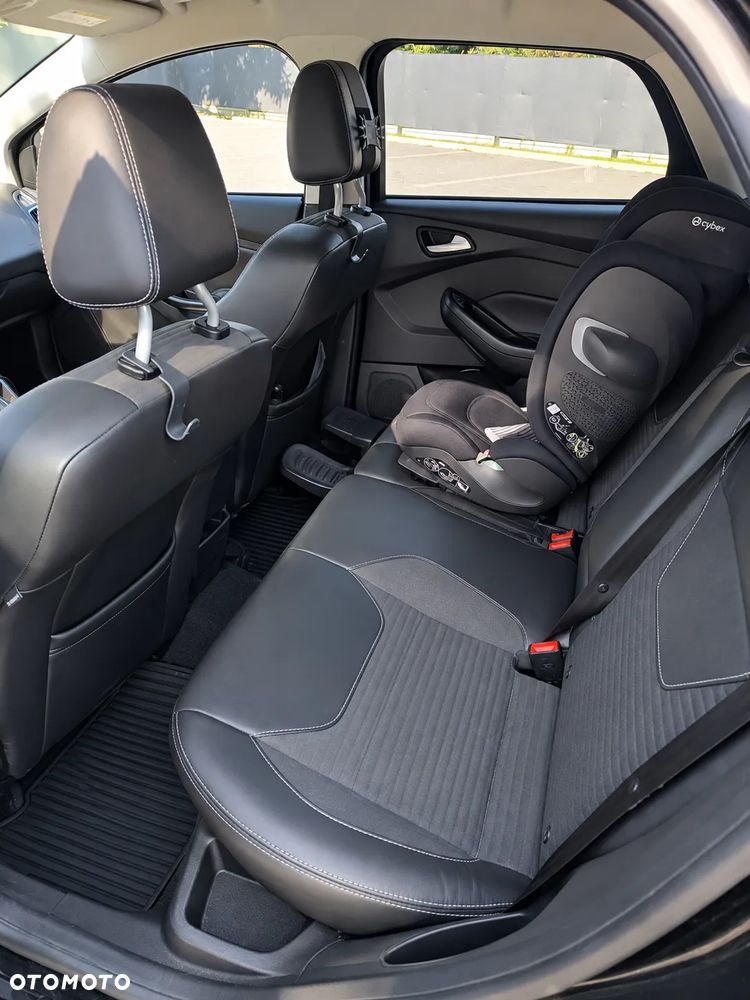 Ford Focus 1.5 EcoBoost Titanium ASS PowerShift - 11