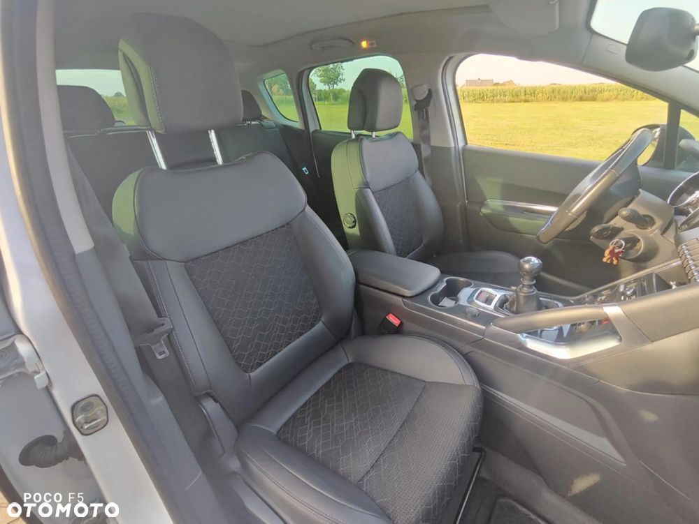 Peugeot 3008 1.2 PureTech Active - 17