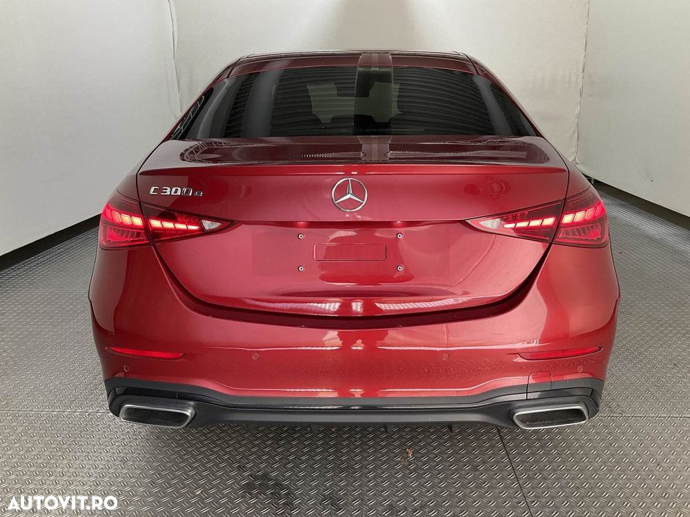 Mercedes-Benz C 300 e 9G-TRONIC AMG Line - 7