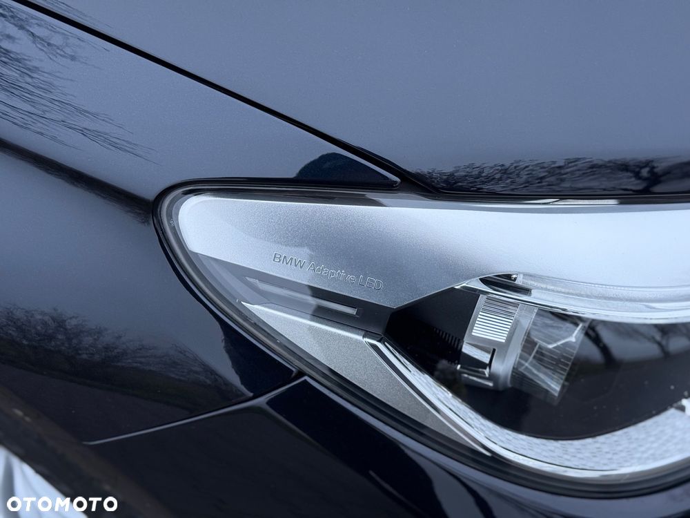 BMW Seria 5 550i Sport-Aut Modern Line - 7