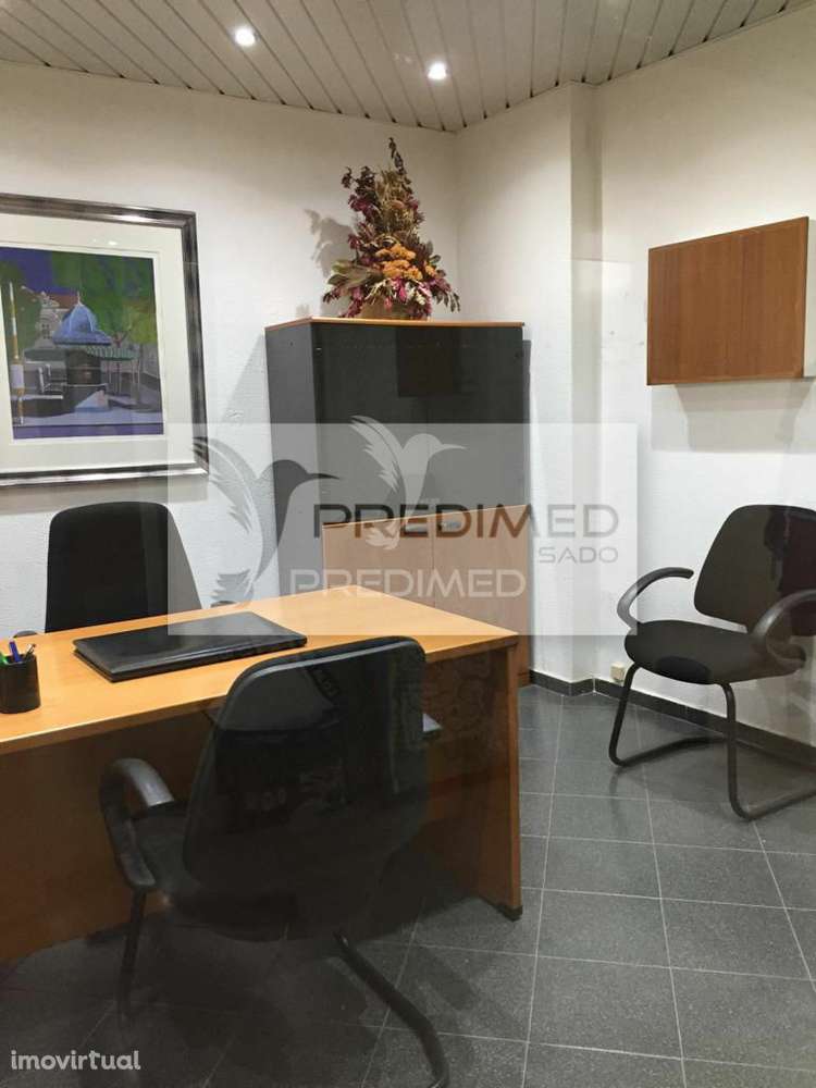 Escritório Avenida Luisa Tody - Grande imagem: 2/16