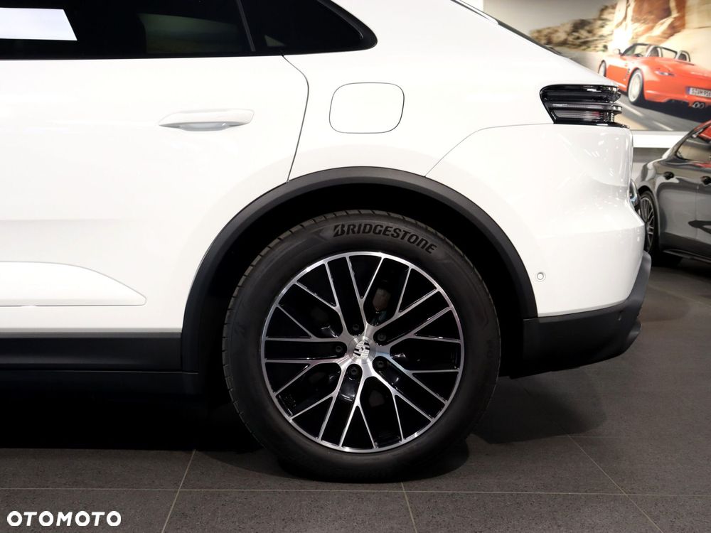 Porsche Macan 4 100kWh - 12