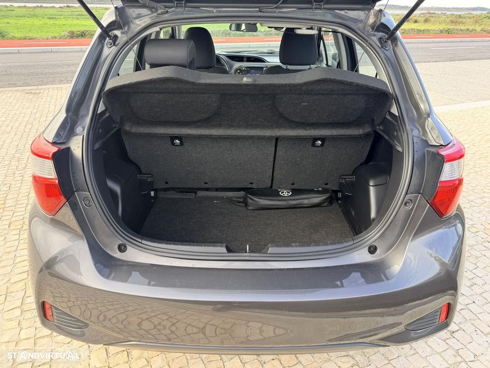 Toyota Yaris 1.0 VVT-i Comfort+P.Style - 17