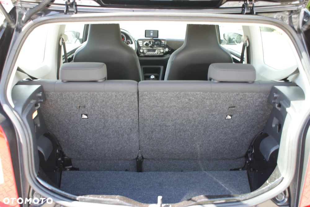 Volkswagen up! - 11