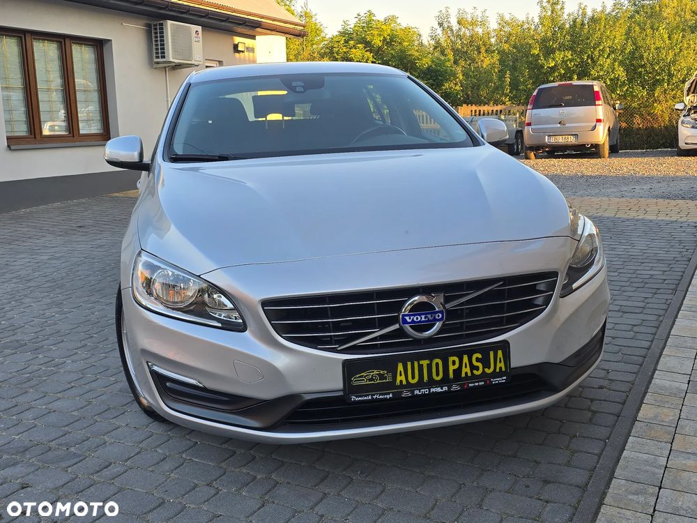 Volvo V60 D4 Momentum - 7