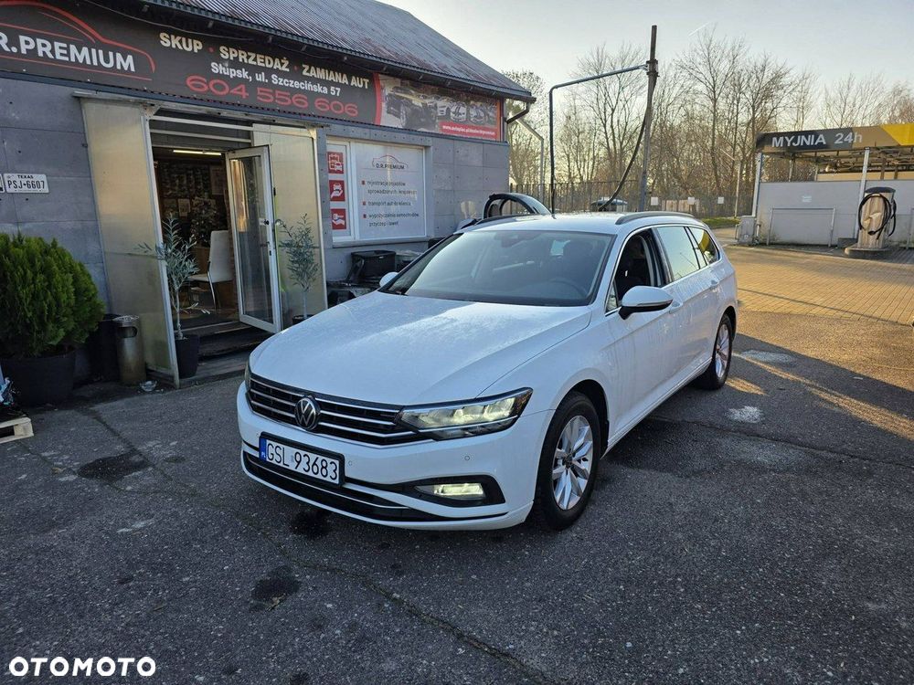 Volkswagen Passat - 4