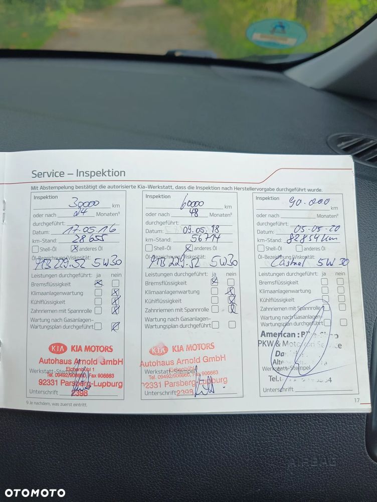 Kia Ceed 1.6 CRDi 128 Fifa World Cup Edition - 30