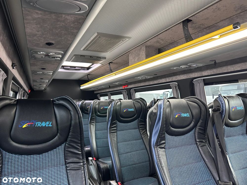 Mercedes-Benz Sprinter 519 - 17