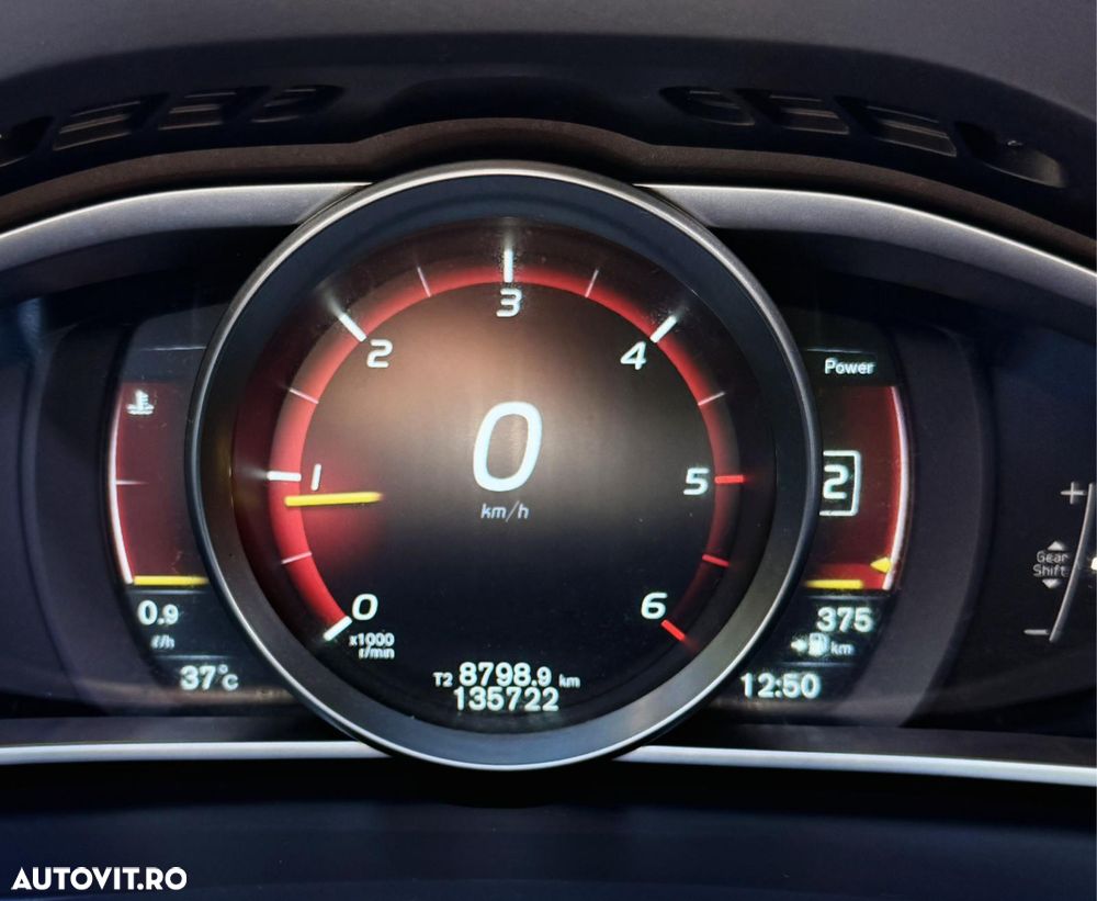 Volvo V40 - 14