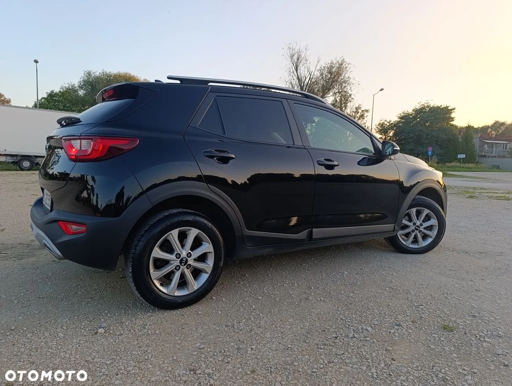 Kia Stonic - 8