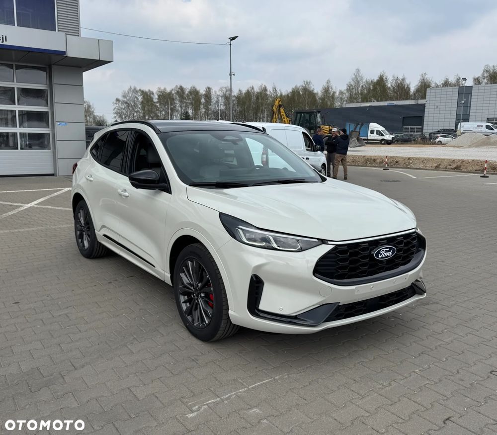 Ford Kuga - 2