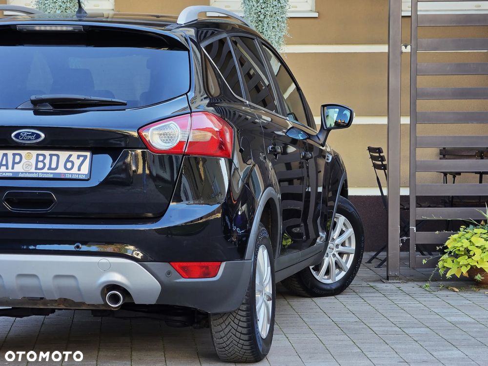 Ford Kuga 2.0 TDCi 4x4 Titanium - 23