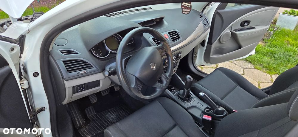 Renault Megane 1.5 dCi Alize - 11