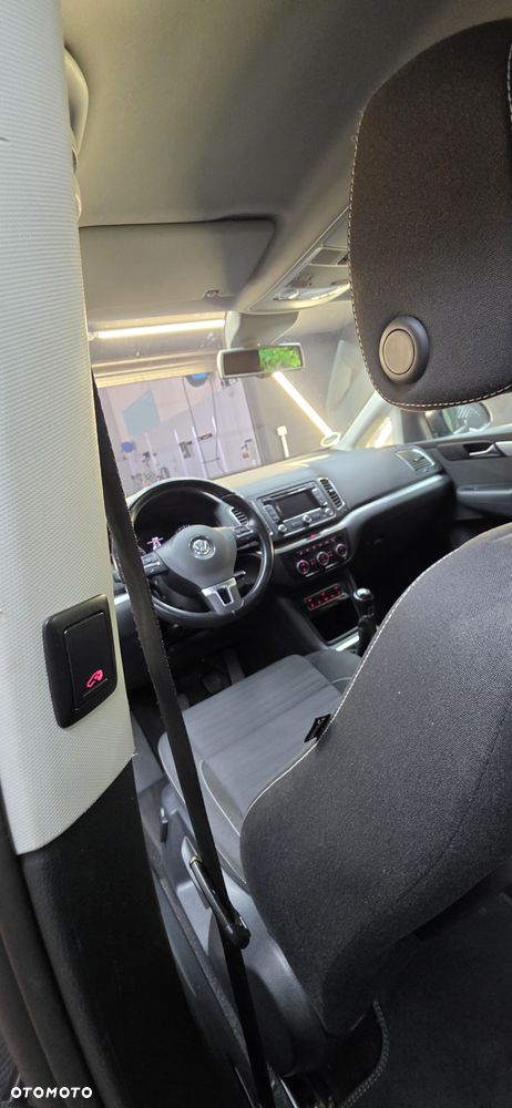 Volkswagen Sharan 2.0 TDI 4MOTION BlueMotion Technology Cup - 11