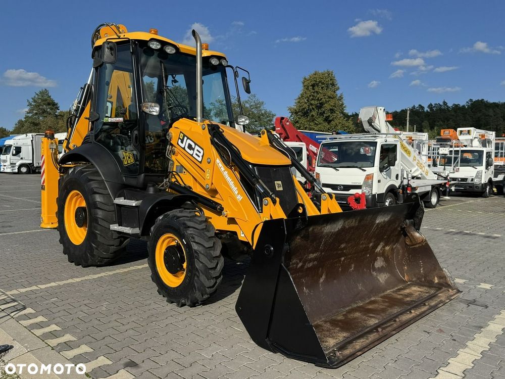 JCB 3CX - 5