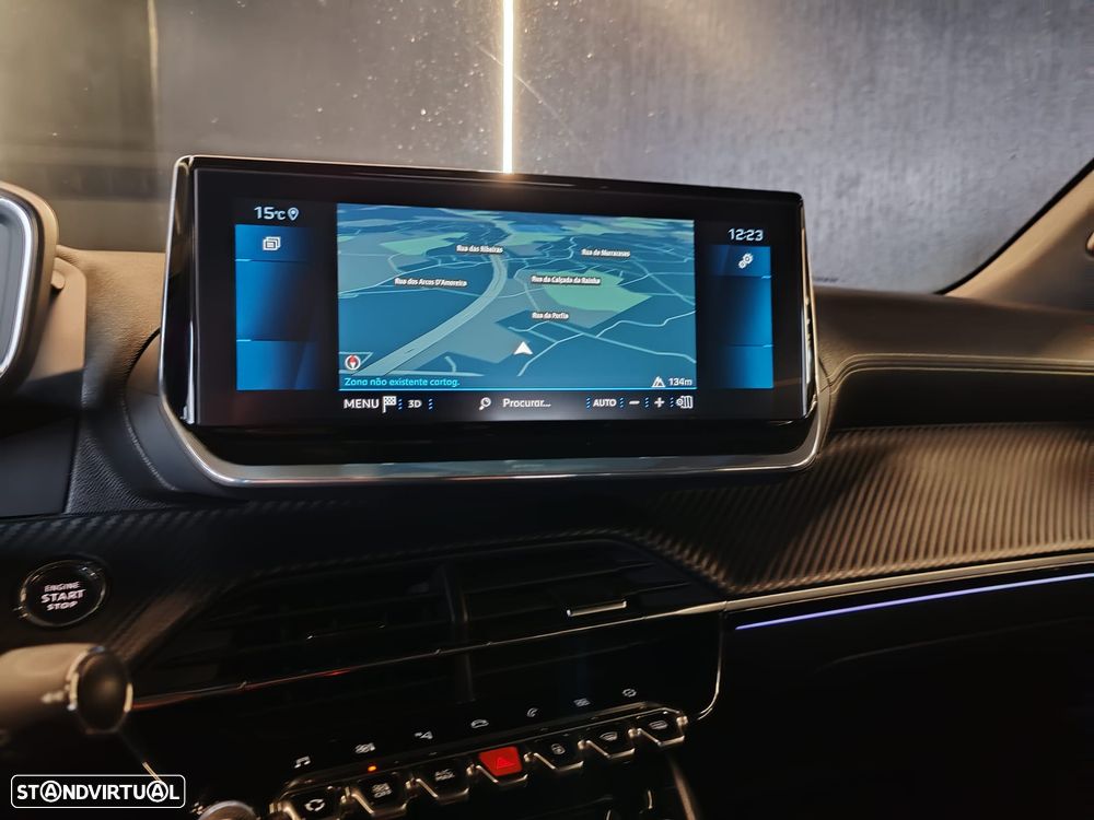 Peugeot 2008 1.5 BlueHDi GT EAT8 - 14