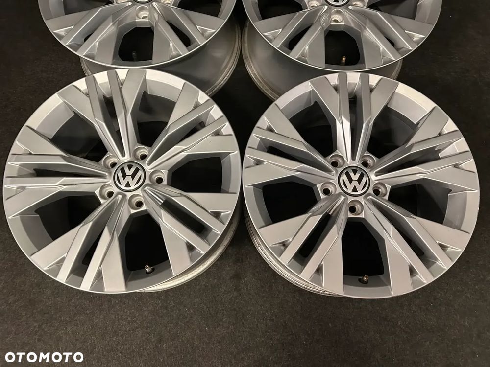 Alufelgi VW Passat B8, B7, Tiguan, Sharan, Touran, T-Roc 17 cali 5x112 4szt. Ładne! - 5