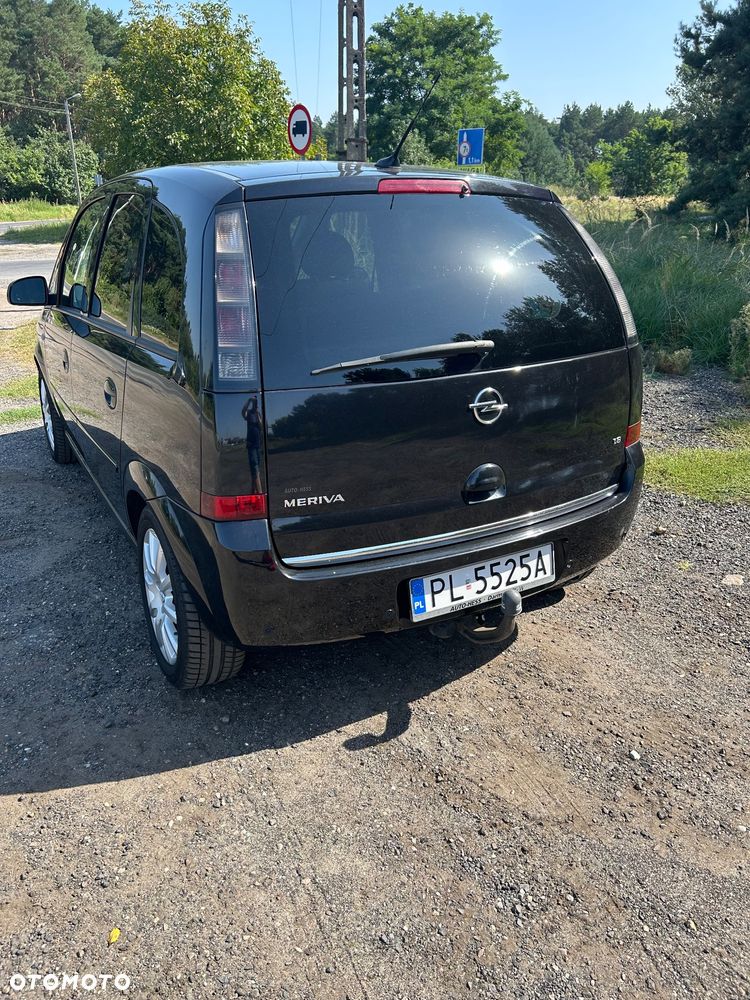 Opel Meriva 1.8 16V Cosmo Easytronic - 3