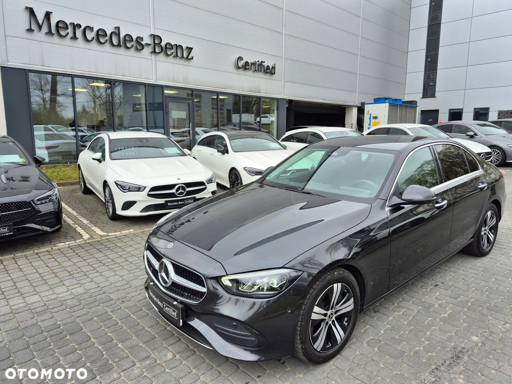 Mercedes-Benz Klasa C 200 d mHEV - 9