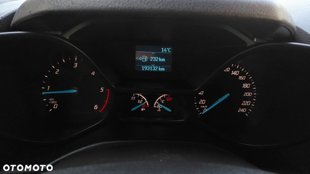 Ford Transit Connect - 18