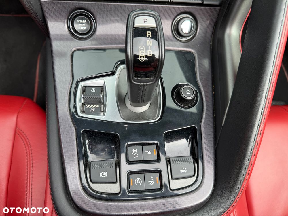 Jaguar F-Type R EU6 - 24