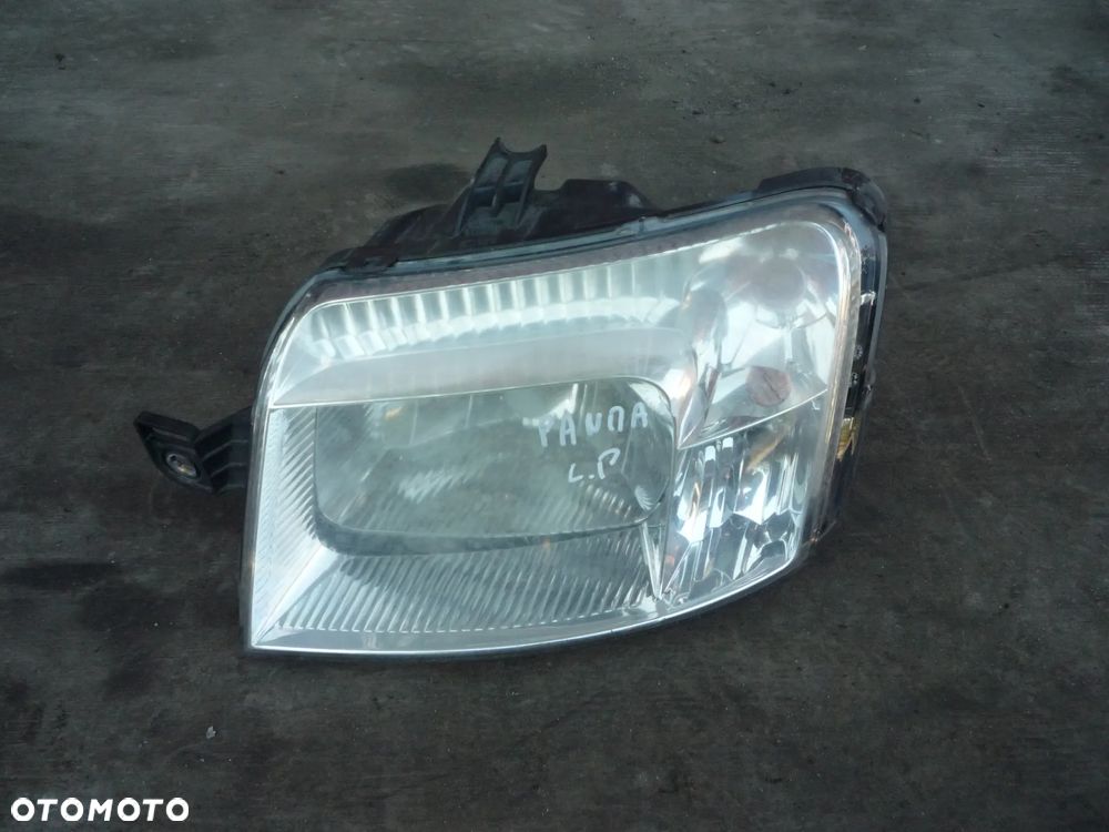FIAT PANDA II LAMPA PRZEDNIA LEWA LUB PRAWA BIAŁA WTYCZKA - 7