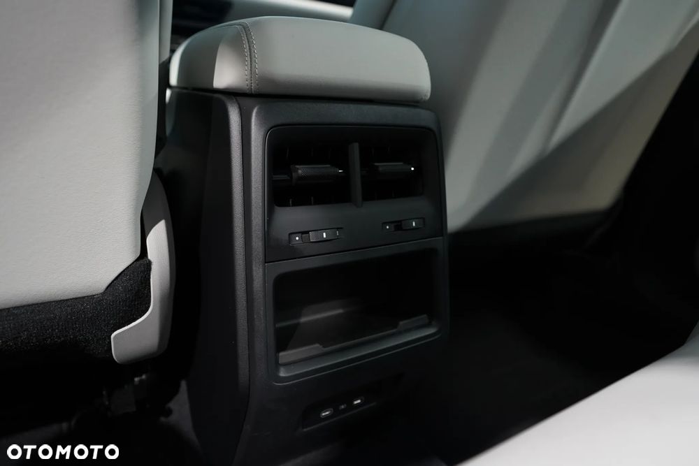Porsche Macan Turbo 100kWh - 24