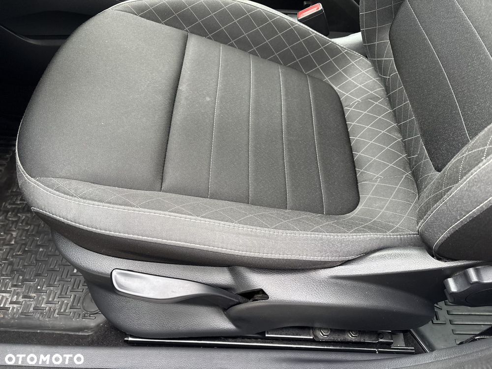 Skoda Fabia 1.0 TSI Ambition - 12