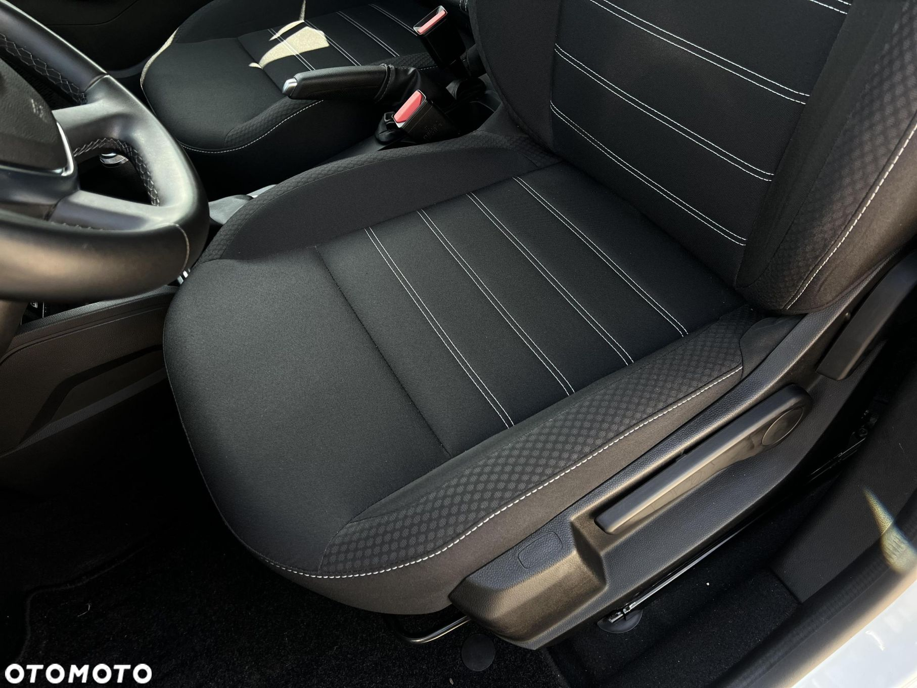 Dacia Duster 1.0 TCe Comfort - 12