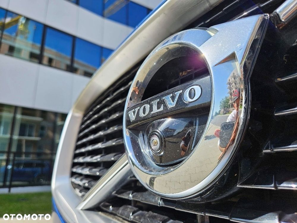 Volvo XC 90 T8 AWD Plug-In Hybrid R-Design 7os - 2