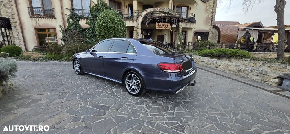 Mercedes-Benz E - 33