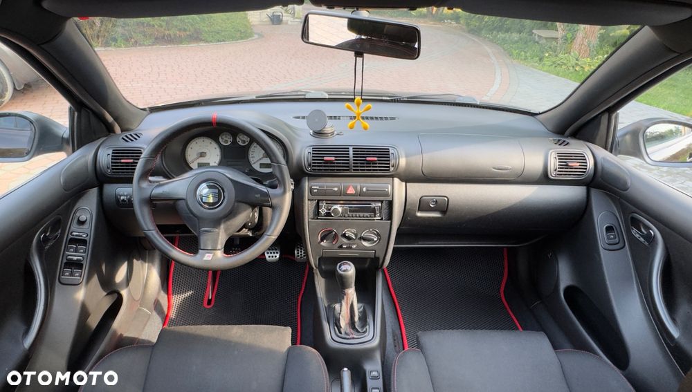 Seat Leon 1.8T Cupra R - 27