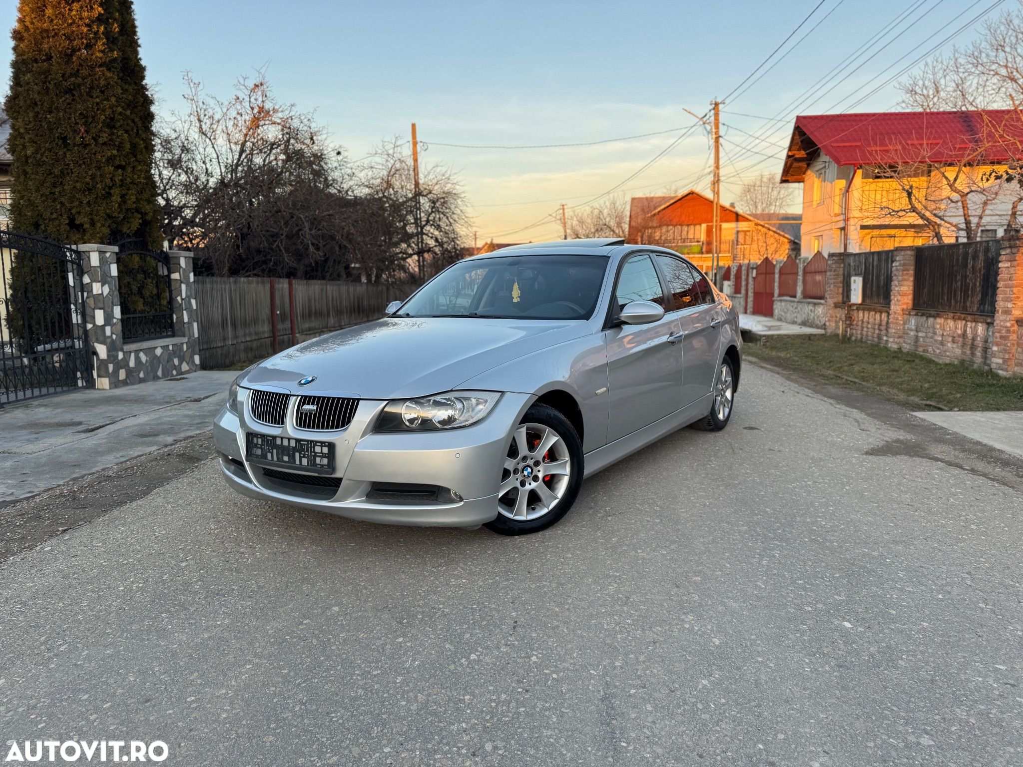 BMW Seria 3 - 1
