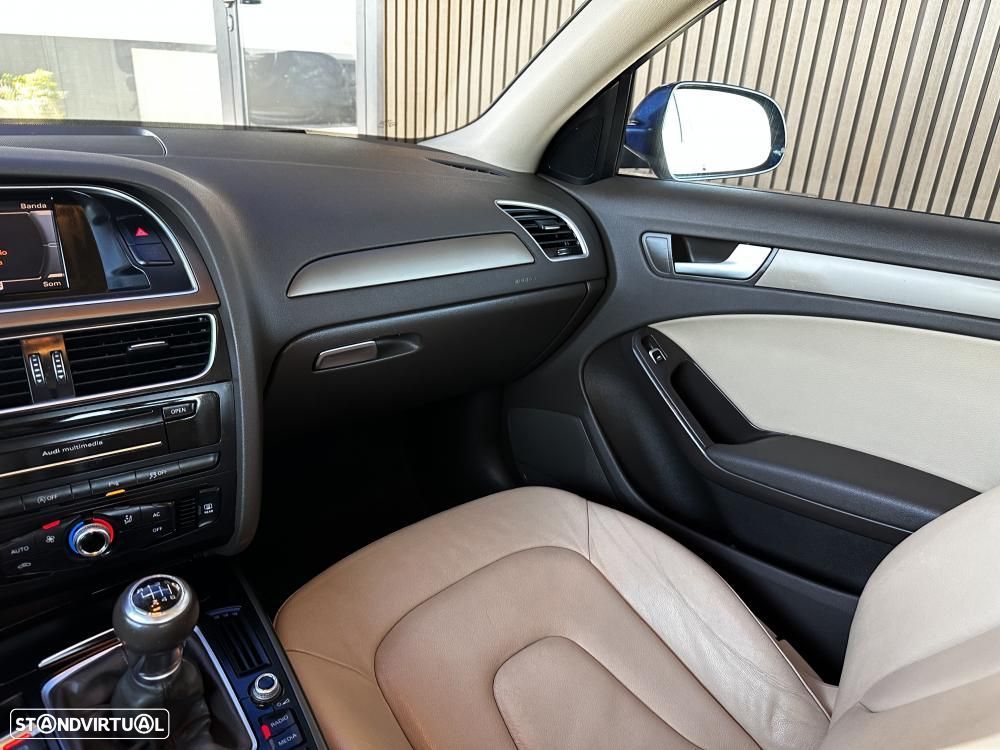 Audi A4 Avant 2.0 TDI Exclusive - 31