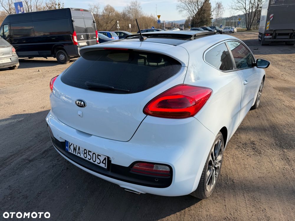Kia ProCeed - 8