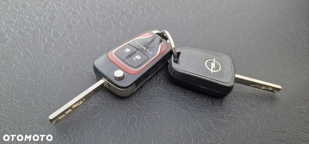 Opel Adam 1.4 Black Link - 36