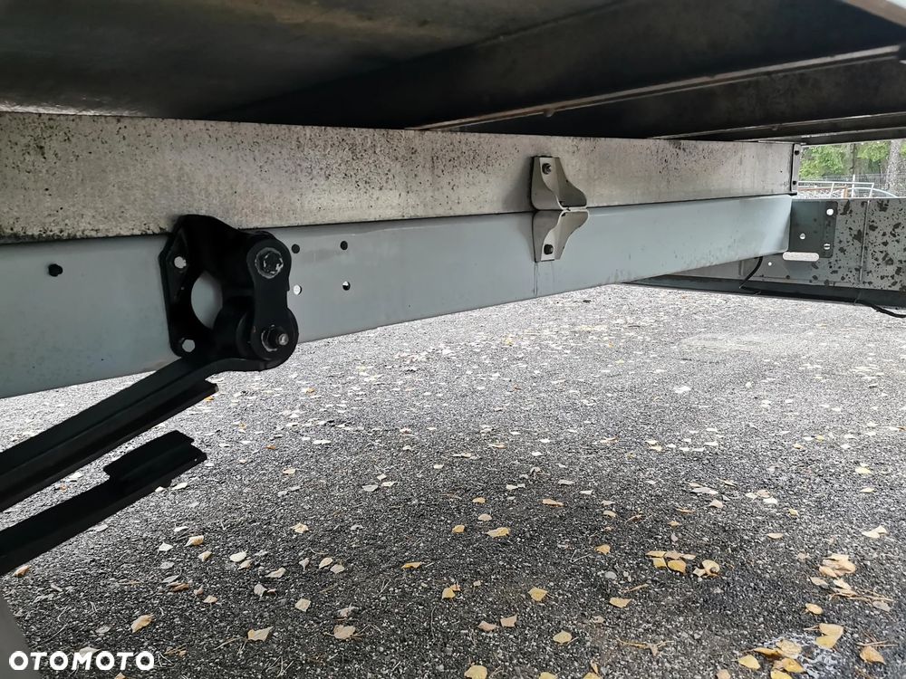 Renault Mascott 2,8 kat. B 3,5t bliźniak paka 5,7m Daily Master uszczelniony - 19