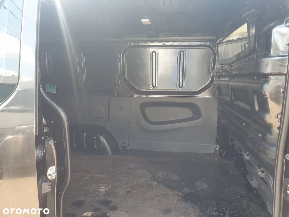 Renault trafic - 10