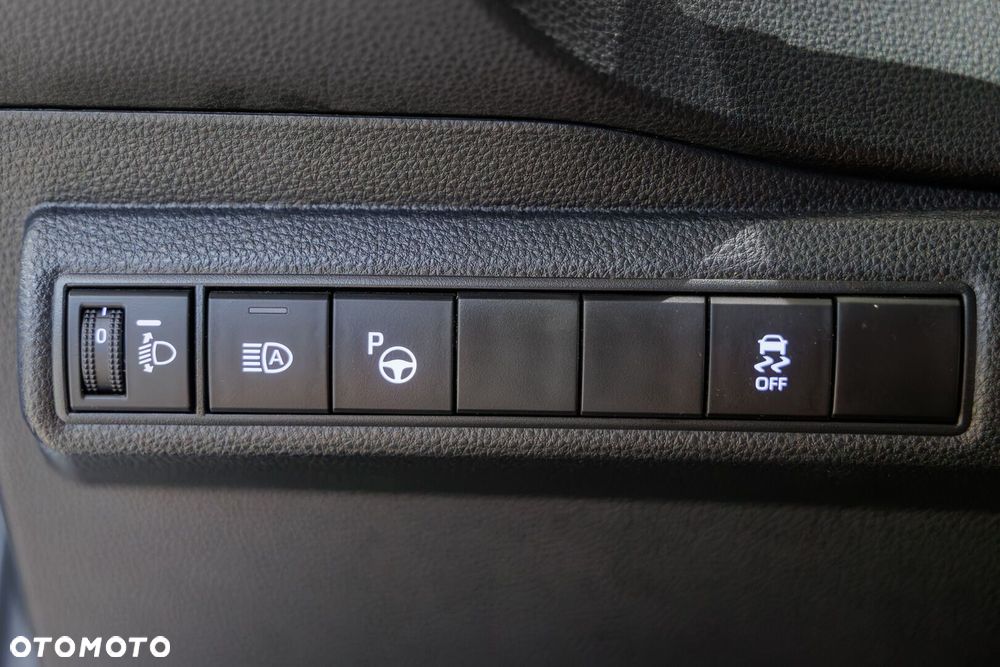 Toyota Corolla 1.8 Hybrid Comfort - 38