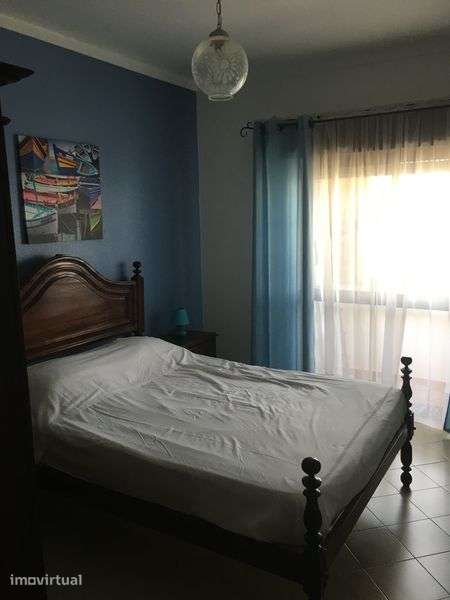 Apartamento T2 mobilado e com a/c em Tavira (Porta Nova) - Grande imagem: 4/6