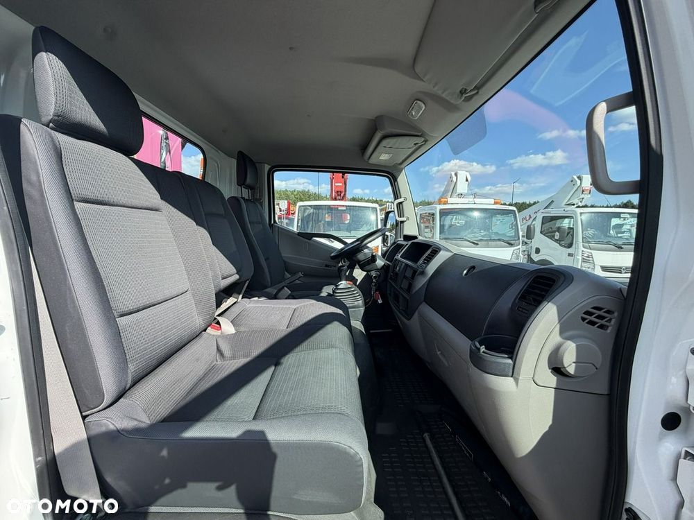Nissan Cabstar - 28