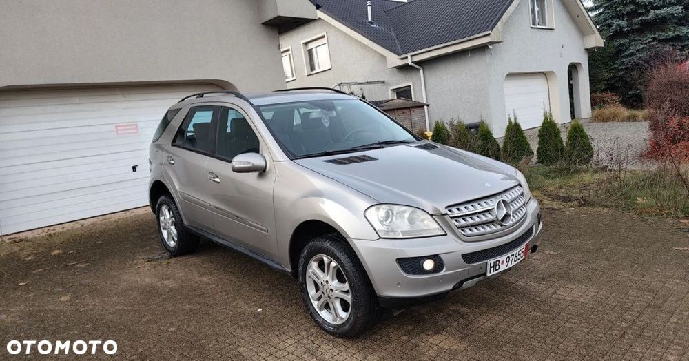 Mercedes-Benz ML - 29