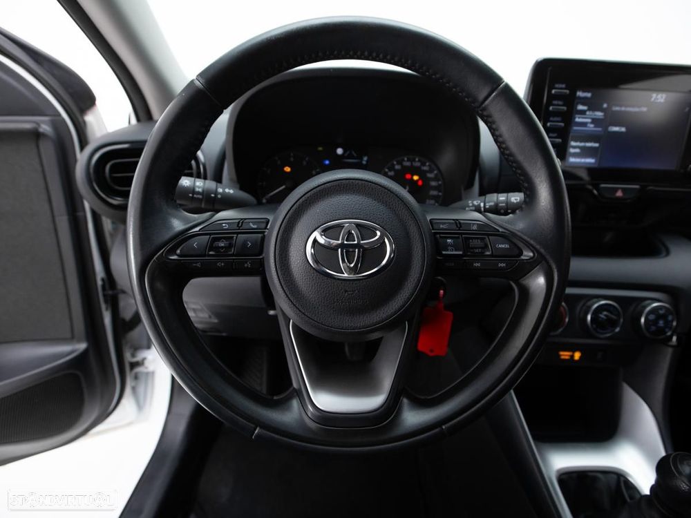 Toyota Yaris 1.5 VVT-i Exclusive - 14