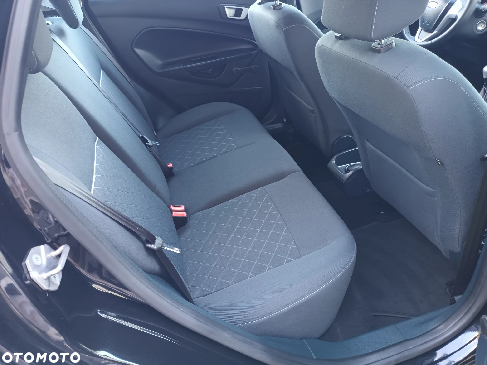 Ford Fiesta 1.25 Champions Edition - 24