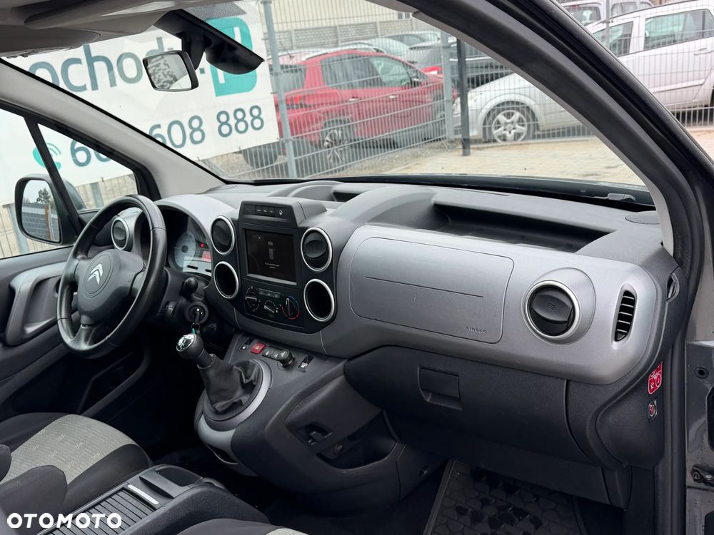 Citroën Berlingo Multispace PureTech 110 SELECTION - 17