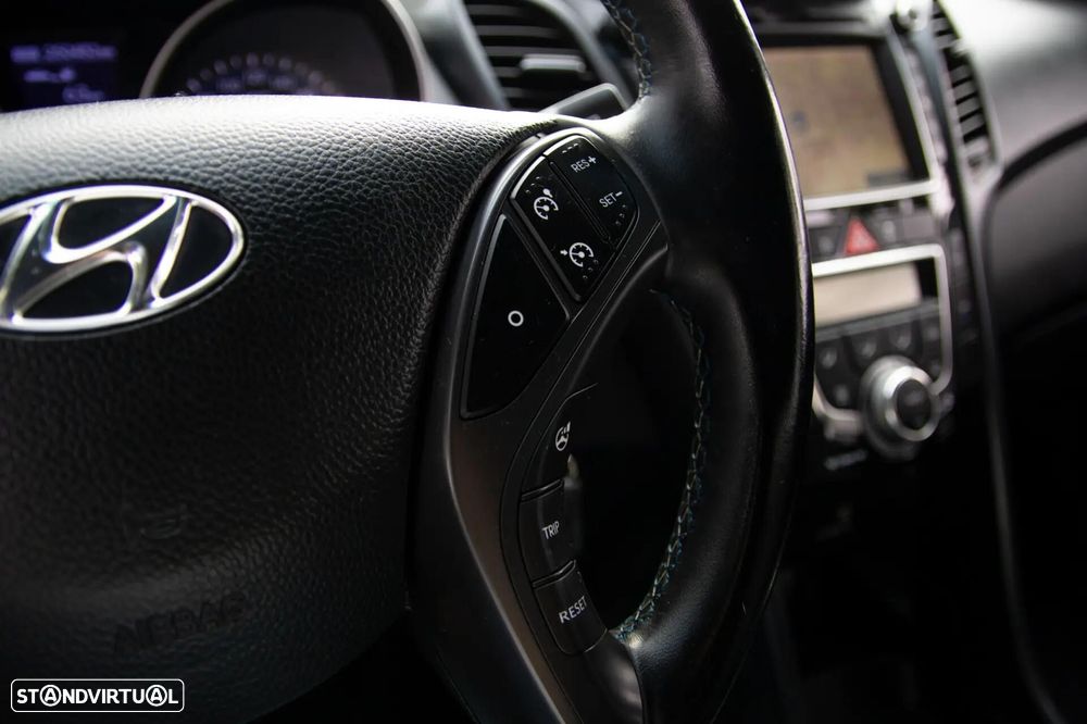 Hyundai i30 SW 1.6 CRDi GO! - 16