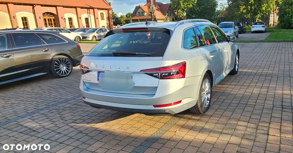 Skoda Superb 2.0 TDI SCR Ambition - 5