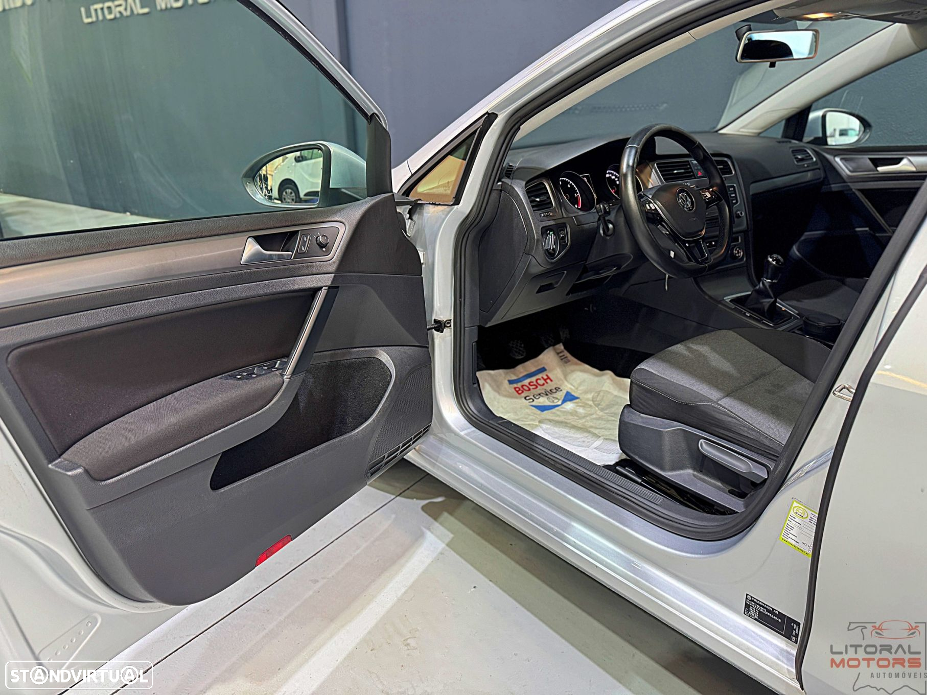 VW Golf Variant 1.6 TDi Confortline - 13